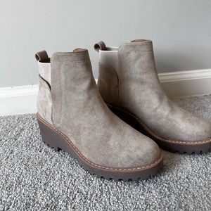 Dolce Vita Rielle Boots